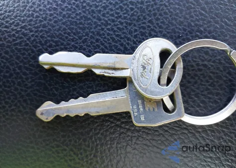 1991 Ford Ranger из США, поврежденный, VIN 1FTCR10A3MTA01388